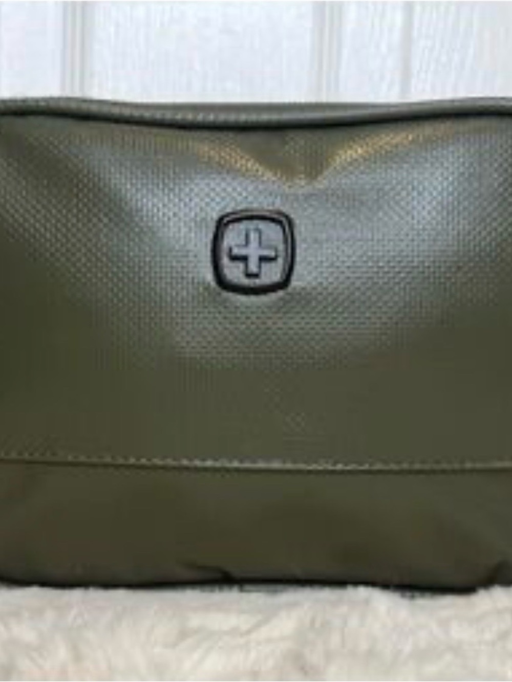 SwissGear Olive Green Men's Toiletry Pouch